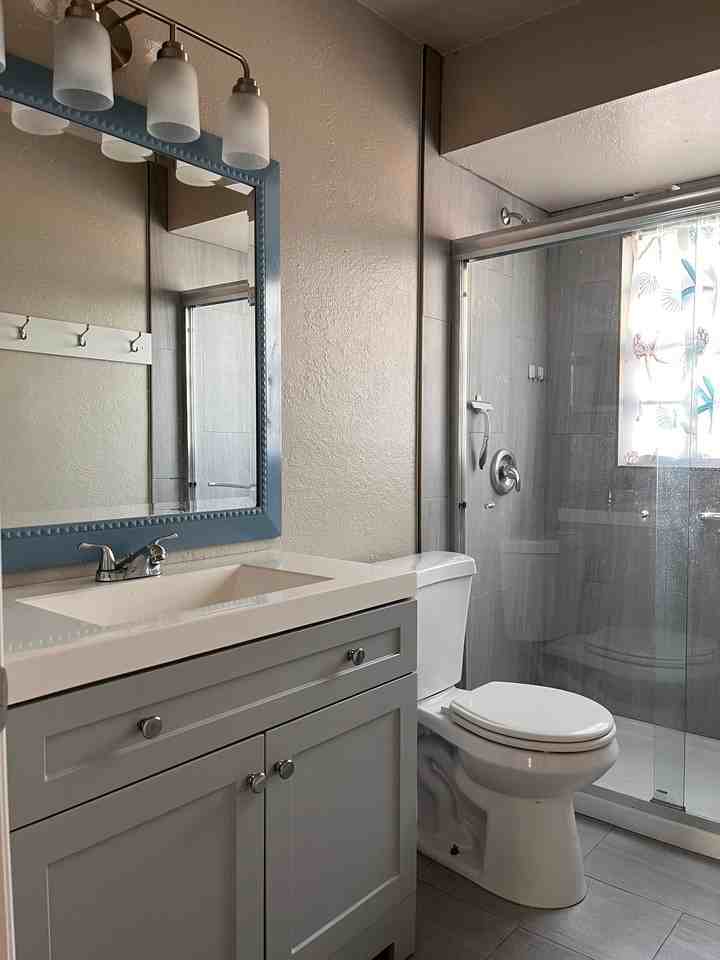 3715 66th Ave N #B - Photo 5 of 7