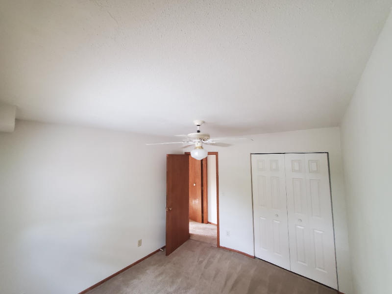 1086 Como Pl - Photo 4 of 14