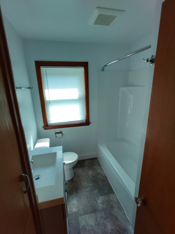 813 S Prairie Ave - Photo 7 of 13