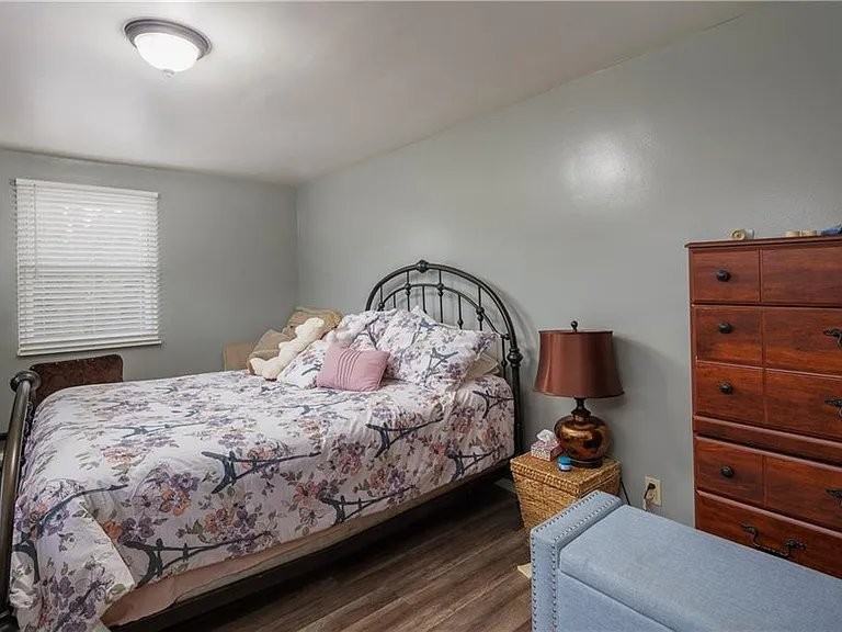 1734 Mount Vernon Blvd Nw #2 - Photo 7 of 10