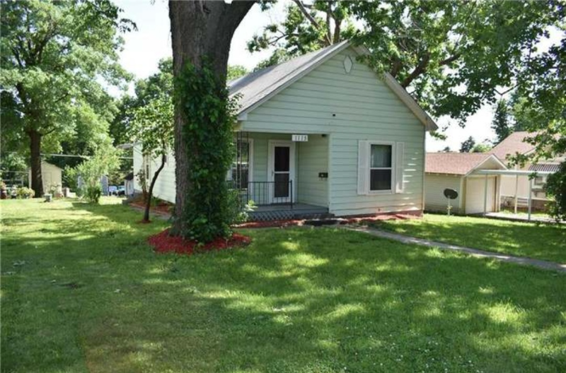 1115 Pacific Ave - Photo 3 of 14
