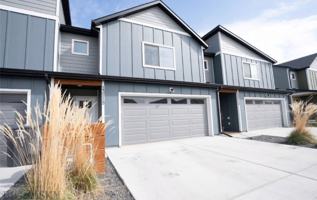 featured image of 1311 Fozzie Ln Unit B