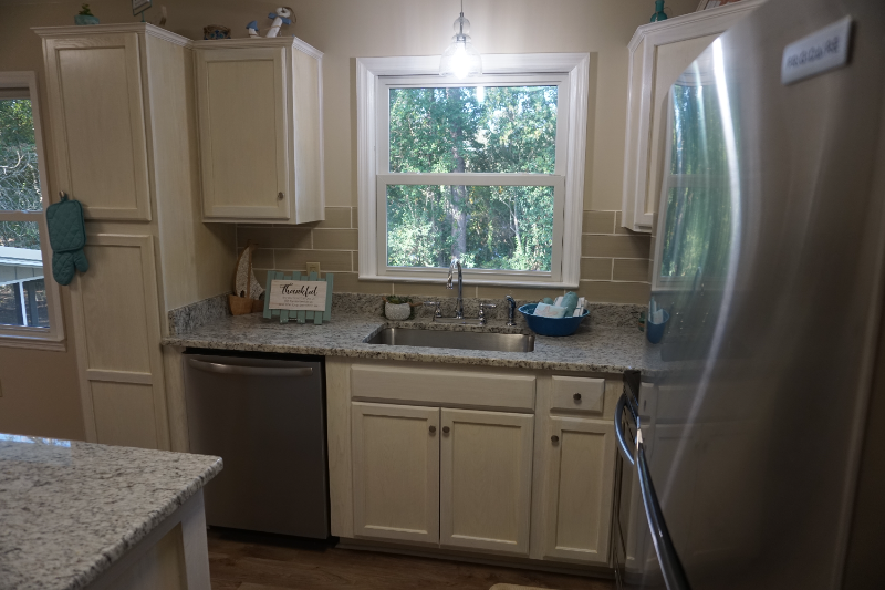 641 Glenwood Dr - Photo 7 of 15