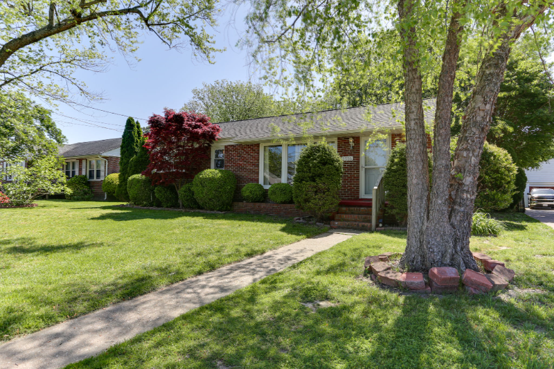 1516 Denton Dr - Photo 2 of 22