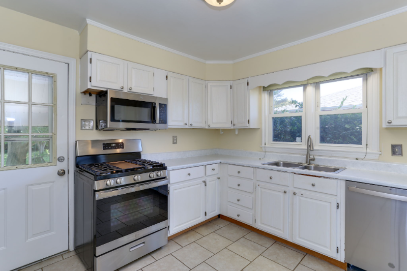 1516 Denton Dr - Photo 4 of 22