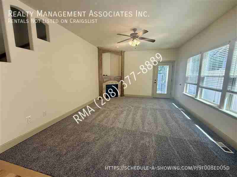 2516 E Satterfield St - Photo 4 of 16