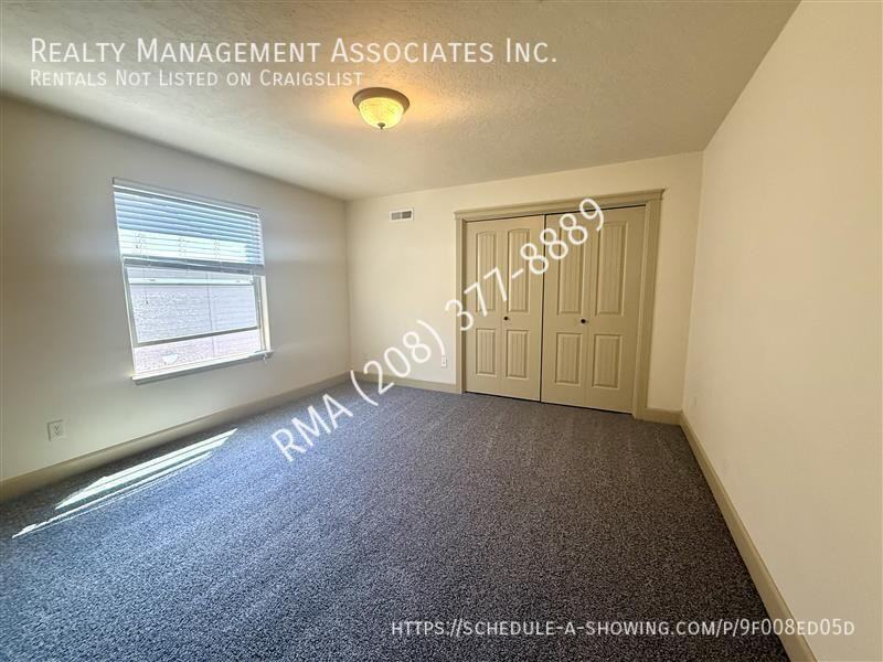 2516 E Satterfield St - Photo 7 of 16