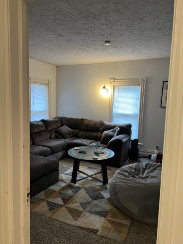 515 Minor Ave #2 - Photo 4 of 11