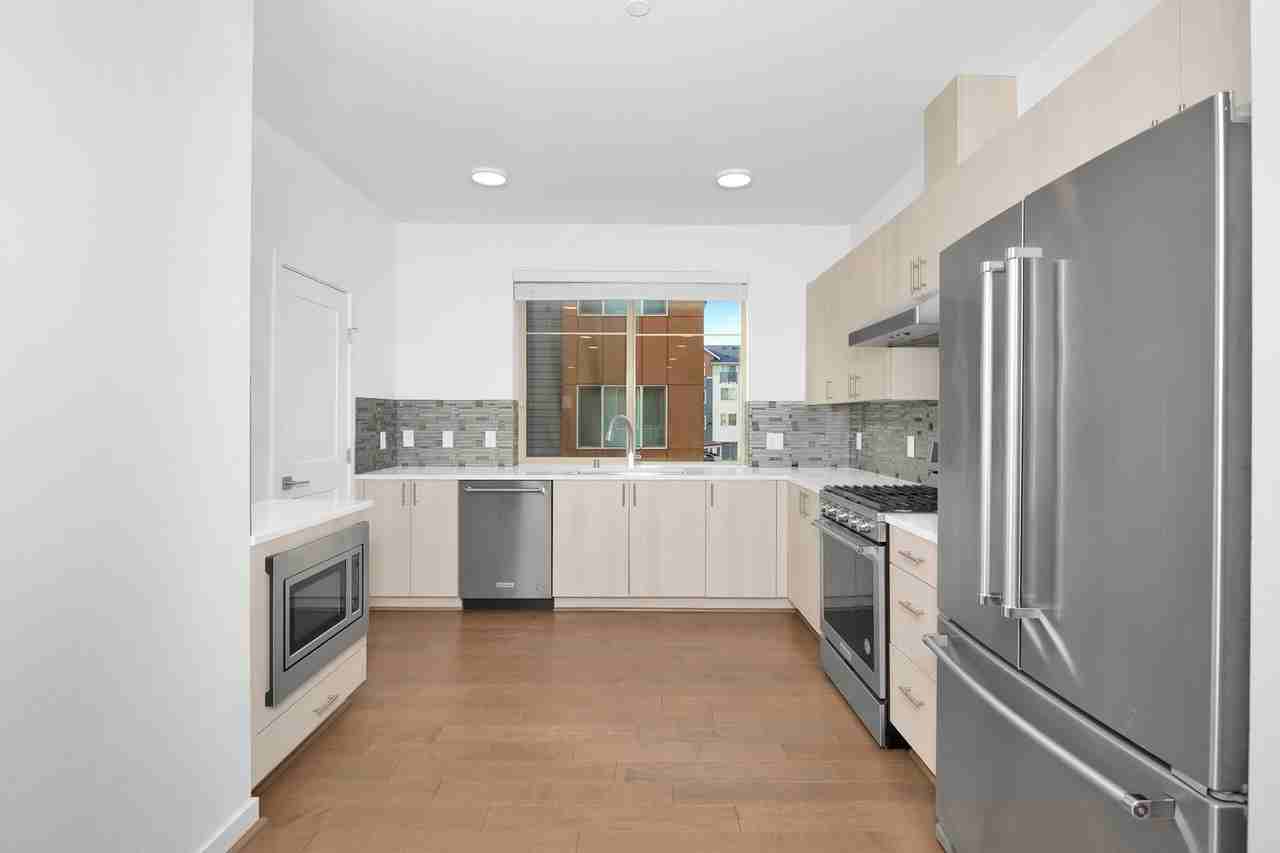 1478 159th Pl Ne - Photo 4 of 17