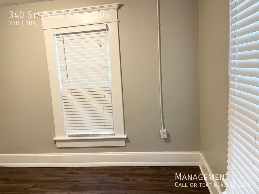340 Saint Clair Ave #205 - Photo 5 of 16
