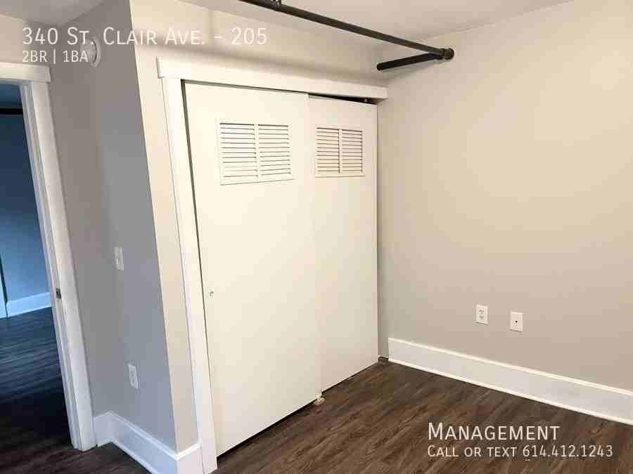 340 Saint Clair Ave #205 - Photo 6 of 16