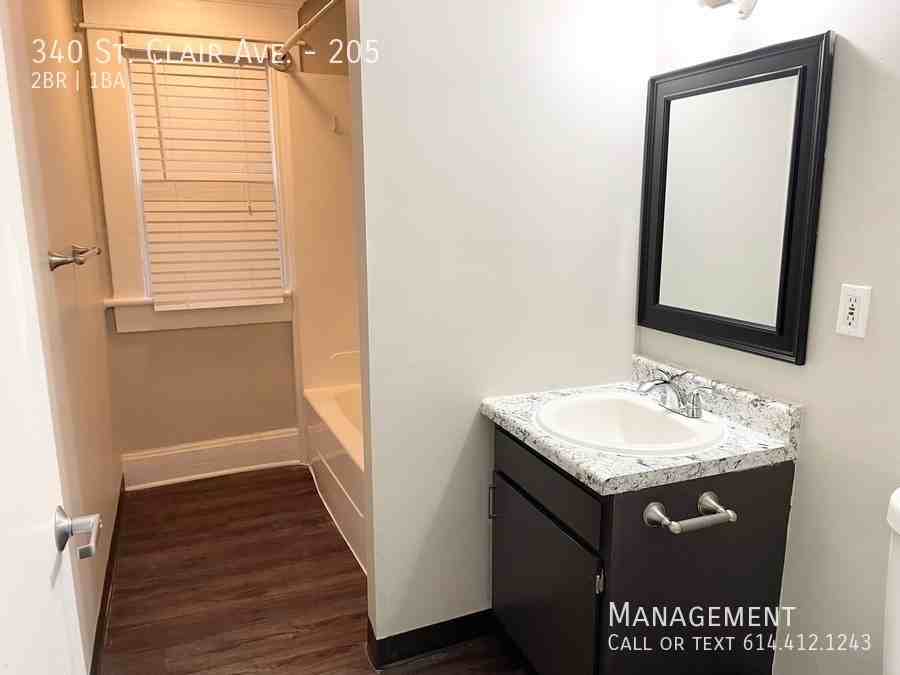 340 Saint Clair Ave #205 - Photo 7 of 16