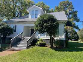 1800 S Main St #3 - Photo 1 of 1