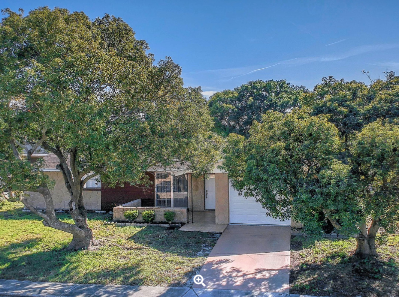 6920 Tierra Verde St - Photo 4 of 20