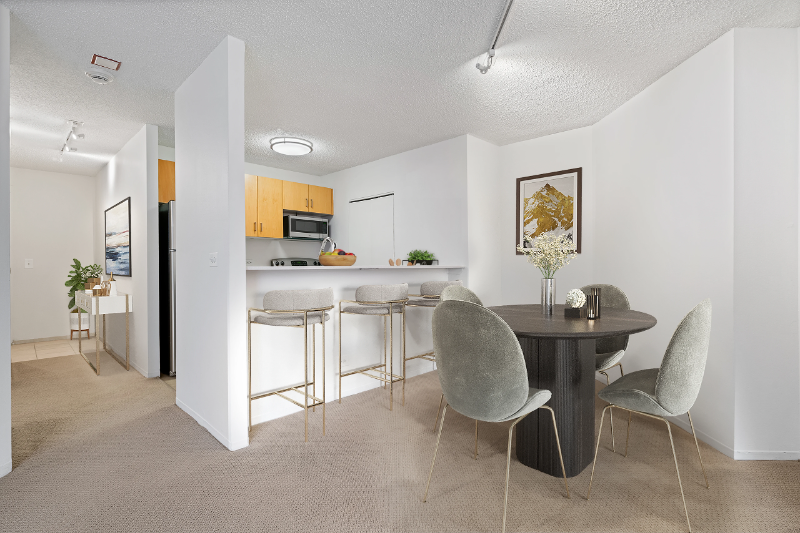 75 N Dearborn St - Photo 3 of 10
