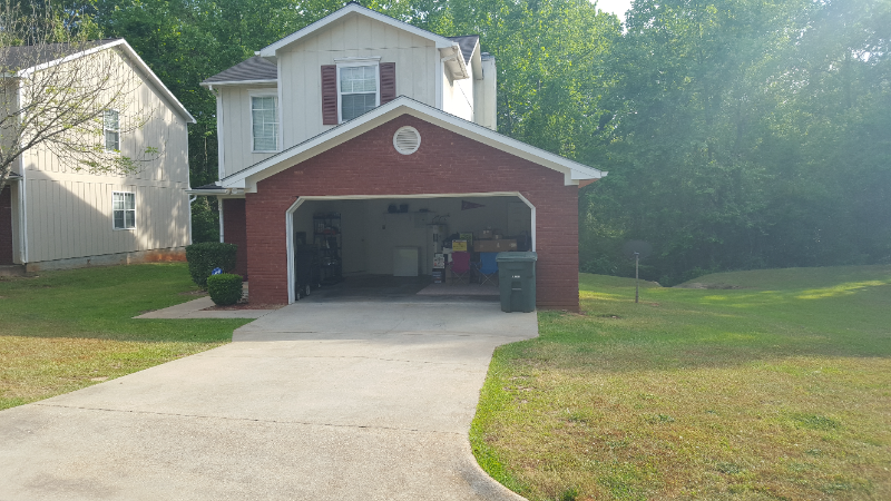 64 Woodfield Pl - Photo 2 of 20