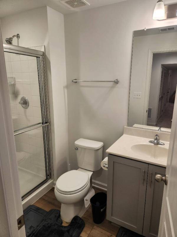 194 Newbury St - Photo 4 of 24