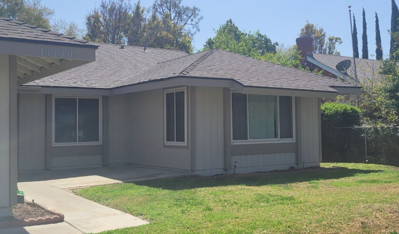 11180 Cochran Ave - Photo 3 of 8