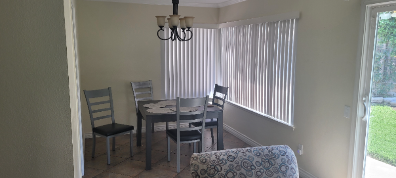 11180 Cochran Ave - Photo 6 of 8