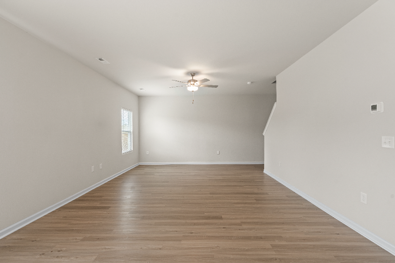 1420 Nia Rd - Photo 6 of 17