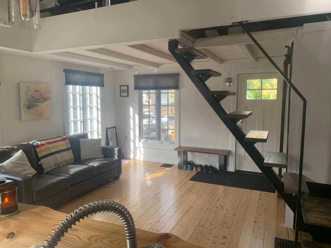 110 S 10th Ave - Photo 3 of 11