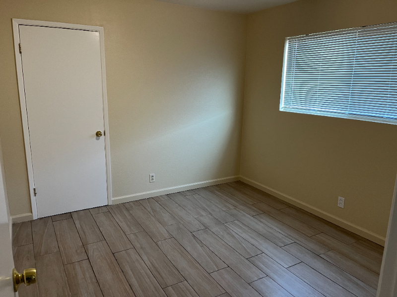 2014 22nd St - Photo 3 of 9