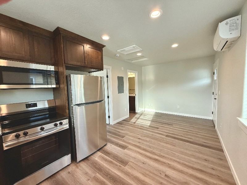 1125 Annalise St - Photo 6 of 16