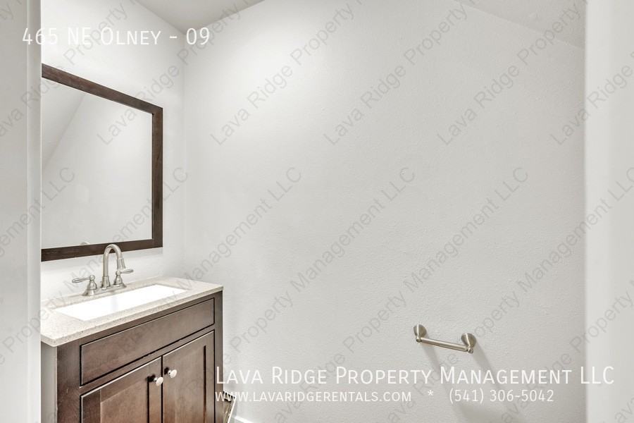 465 Ne Olney Ave #09 - Photo 6 of 11