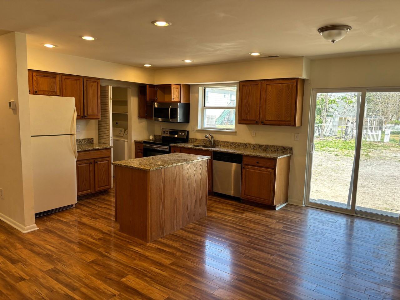 1303 Tecumseh Trl - Photo 2 of 20