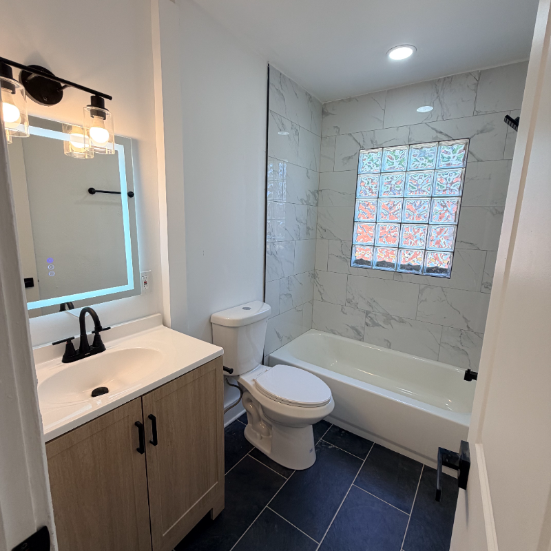 1336 Sharon St Nw - Photo 3 of 17