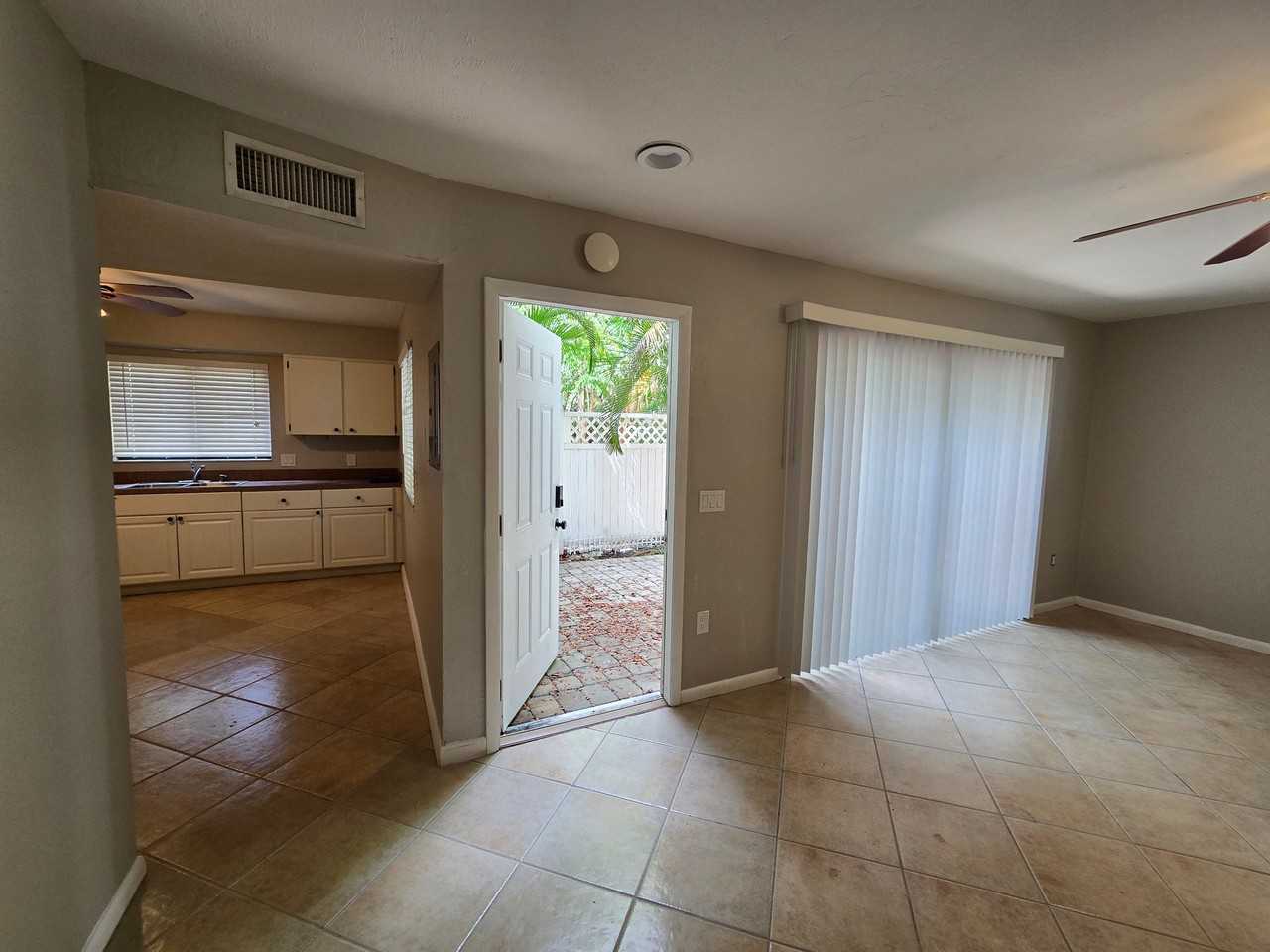 7752 Tamara Lee Ct #103 - Photo 7 of 24