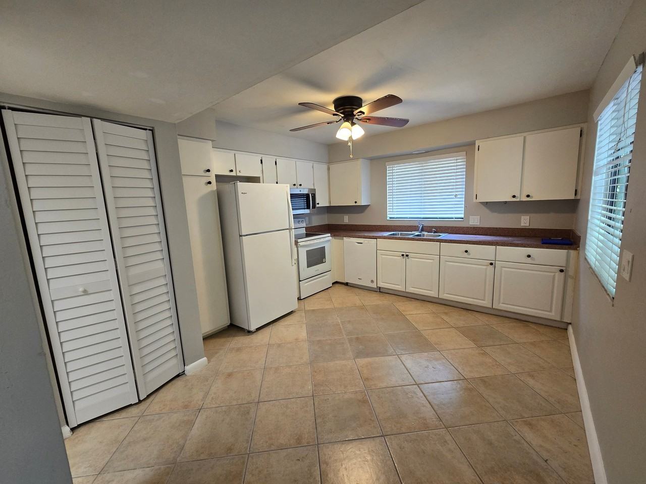 7752 Tamara Lee Ct #103 - Photo 5 of 23