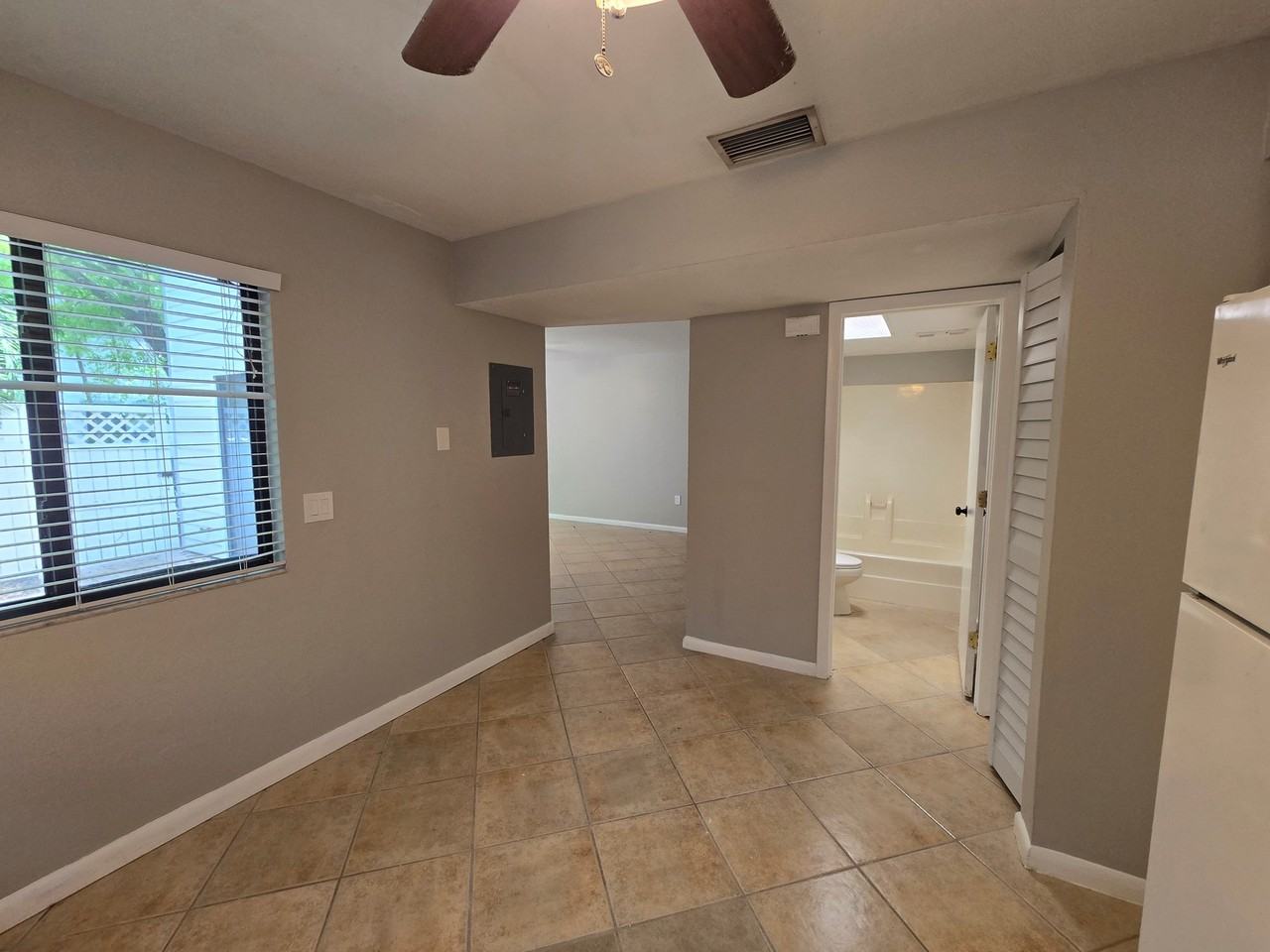 7752 Tamara Lee Ct #103 - Photo 6 of 23