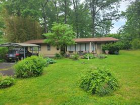 605 Austin Ln - Photo 1 of 1
