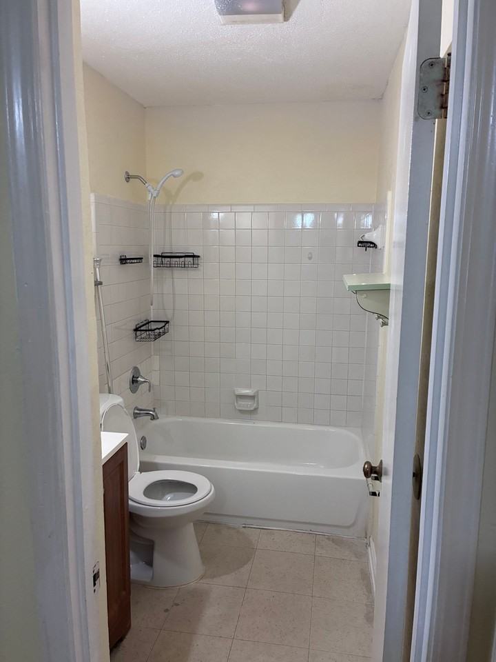 2317 Giuffrias Ave - Photo 5 of 9
