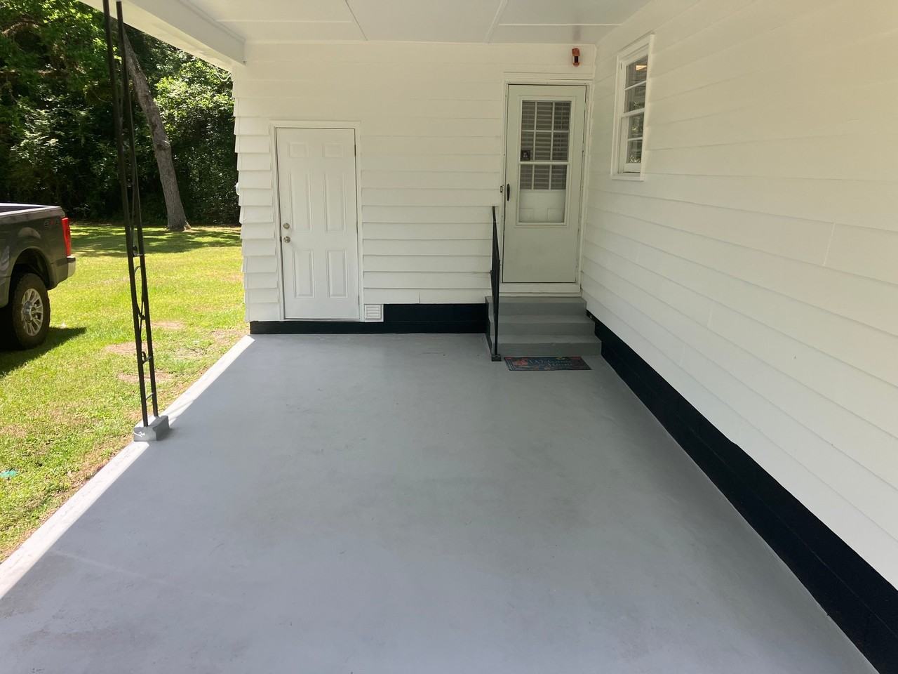 138 Augusta Ave - Photo 7 of 28