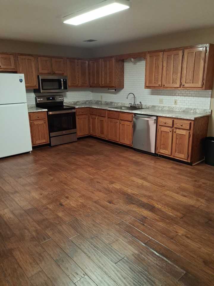 5703 Cedar St - Photo 2 of 14