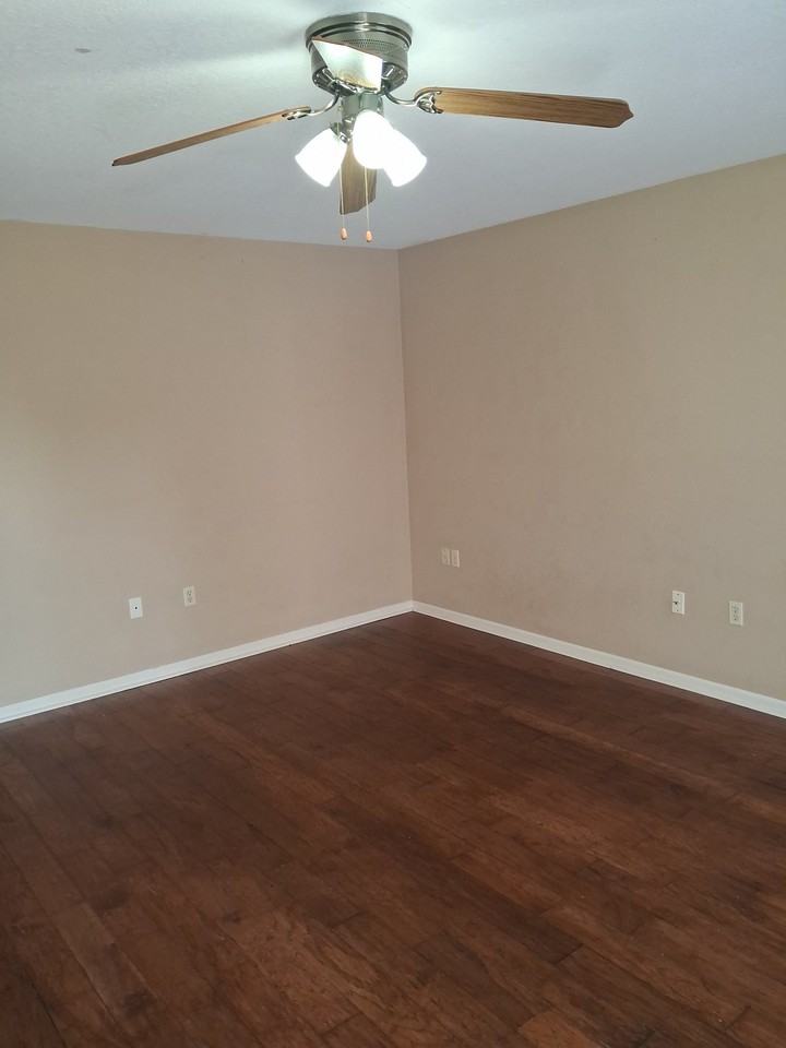 5703 Cedar St - Photo 5 of 14