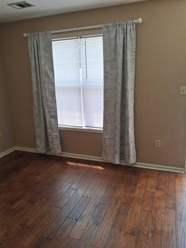 5703 Cedar St - Photo 6 of 14