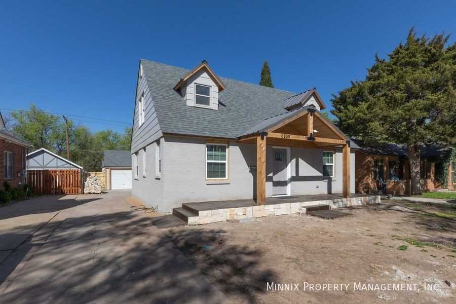 2108 S Hayden St Frnt - Photo 2 of 43