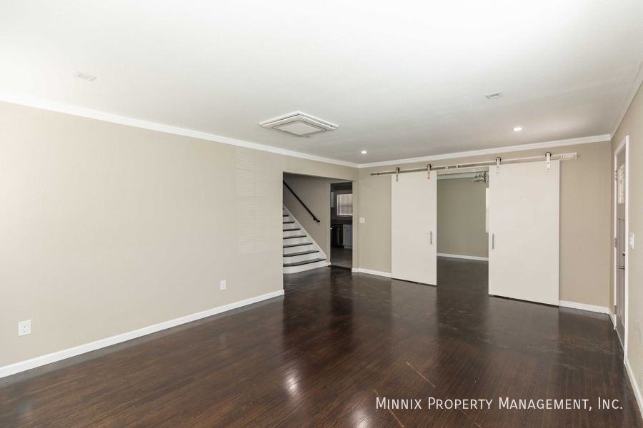 2108 S Hayden St Frnt - Photo 3 of 43