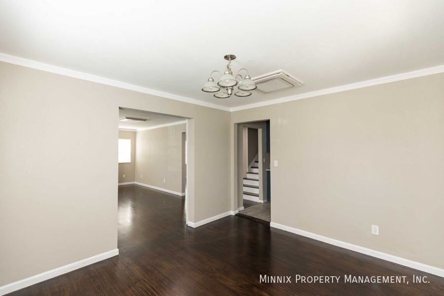 2108 S Hayden St Frnt - Photo 7 of 43