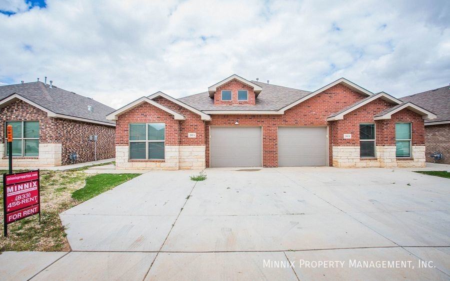 2102 Langford Ave #A - Photo 3 of 28