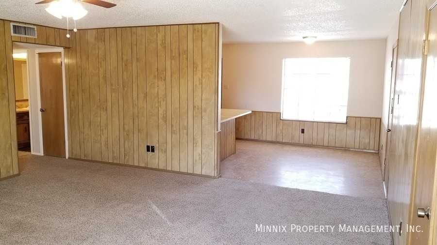 5430 34th St #A - Photo 3 of 27