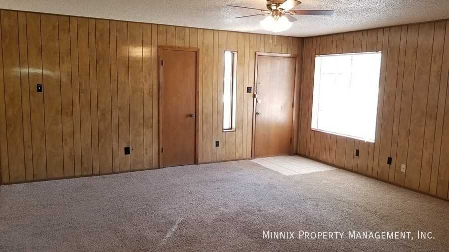 5430 34th St #A - Photo 5 of 27