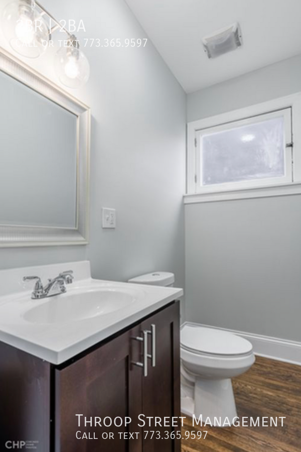 6148 S Vernon Ave Apt 1 - Photo 5 of 9