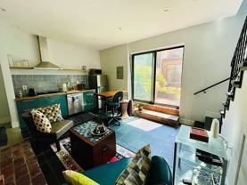 211 10th St Se #B - Photo 1 of 1
