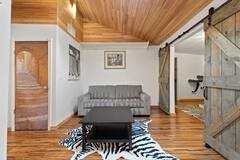 3920 Mountain Trl #A - Photo 6 of 18