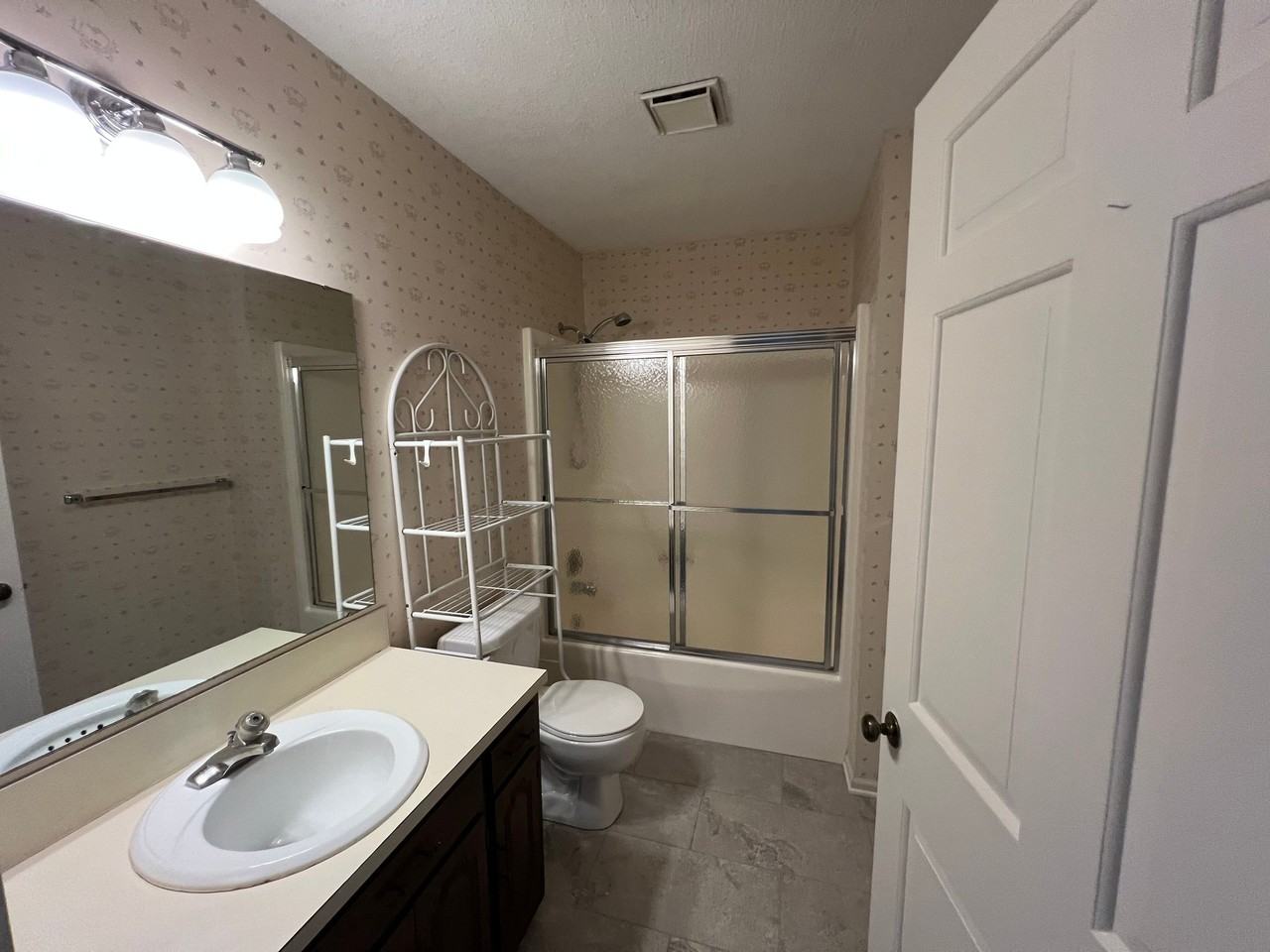 616 Fran Ave - Photo 4 of 8