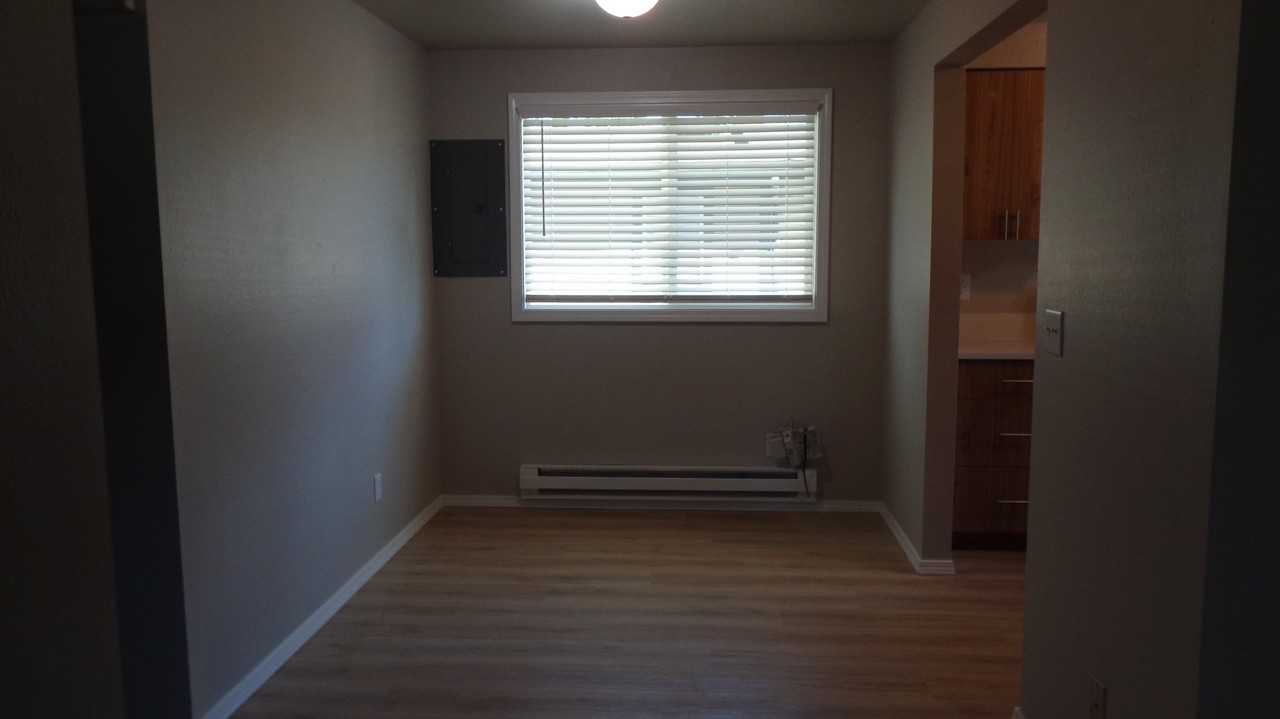 6321 Broadway #4 - Photo 7 of 16